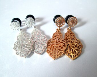Clearance - Plugs - Dangle Silver or Gold Leaf Dangle 4g, 2g and 0g