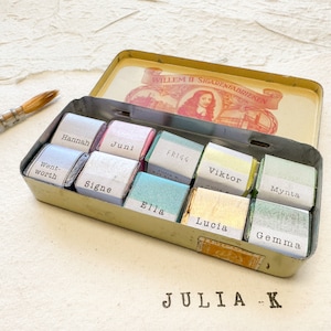Willem II Vintage palette with 10 handmade watercolor paints by JuliaKArtStudio