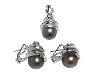 Set  18 K white gold earrings and pendant real pearls from TAHITI and diamonds