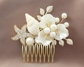 STARFISH HAIR COMB Gold, Beach Wedding Accessories, Genuine Seashell Clip, Freshwater Pearl Bridesmaid Gift, Conch Limpet Haircombs H2075