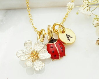 GOLD DAISY NECKLACE Lovely White Flower Jewelry Gift, Red Ladybug Pendant, Floral Sunflower Drop, Birth Flower, Flowergirl Gifts, Cute N5104