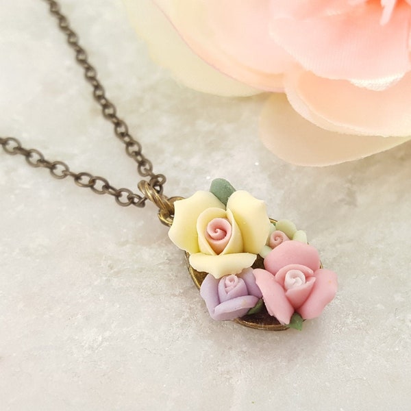 YELLOW ROSE NECKLACE, Victorian Porcelain Lilac Flower Jewelry Gift, Vintage Pink Rosebud Necklace, Purple Violet Mint Green Blossom FG1007