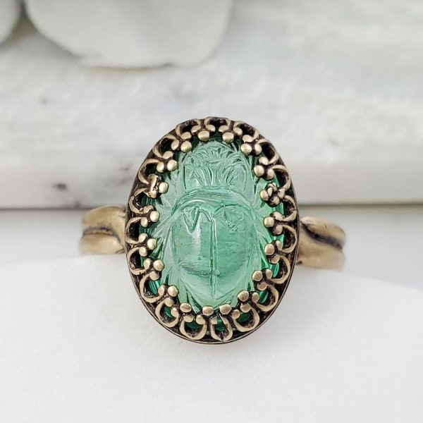 EGYPTIAN SCARAB RING, Vintage Peridot Green or Purple Glass, Oval Victorian Ring, Antiqued Bronze Jewelry, Boho Ladies Cabochon Ring R5065A