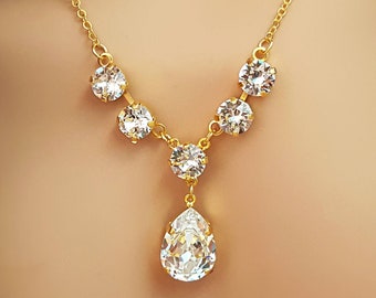 GOLD TEARDROP NECKLACE for Brides, Clear Swarovski Crystals, Tear Drop Diamond Bridal Statement Pendant, White Wedding Gift for Brides N3103