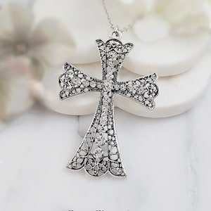 Kristin chenoweth jewelry cross necklace hotsell