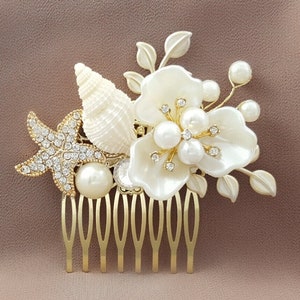 STARFISH HAIR COMB Gold, Beach Wedding Accessories, Genuine Seashell Clip, Freshwater Pearl Bridesmaid Gift, Conch Limpet Haircombs H2075