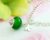 FOUR-LEAF CLOVER Bracelet, Silver Dangle, Irish Jewelry Gifts for Women, May Birthstone Emerald Green Bauble, Lucky Charm, Good Luck B1032