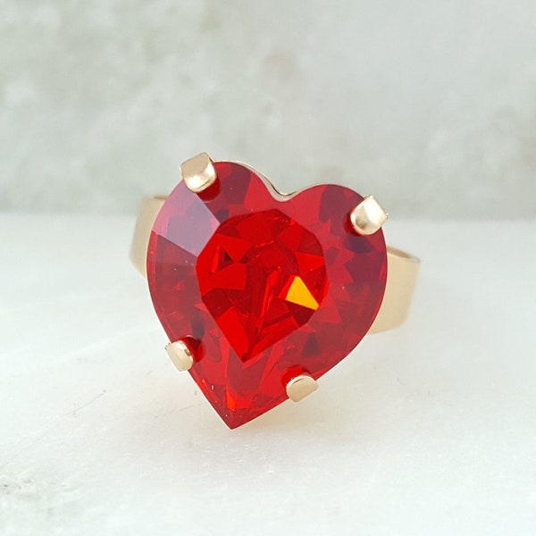 RED HEART RING Gold Heartshaped Red Crystal Statement Ring, Big Romantic Jewelry Gifts for Her, Gold Heart Ring, Girlfriend or Wife R4000A