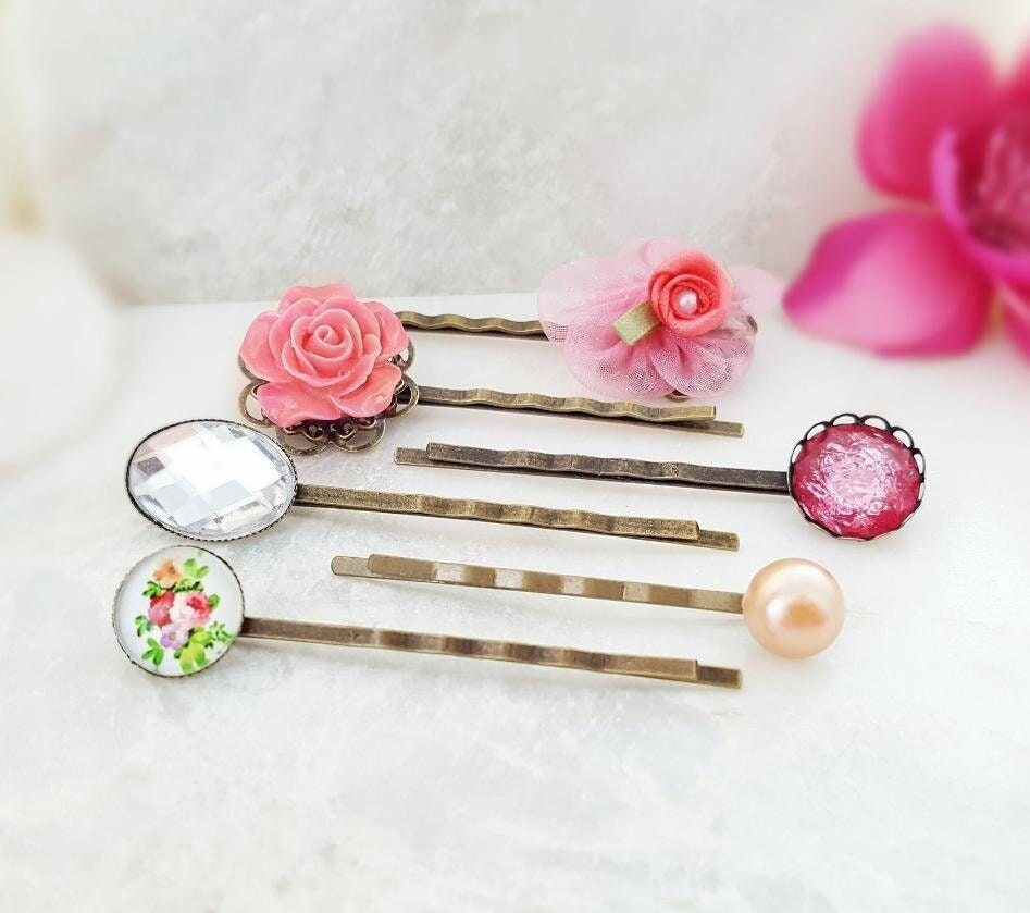 MAUVE FLOWER HAIRPINS, Bridal Party Accessories, Set of 6 Bobby