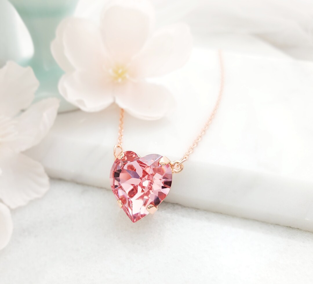 Heart shaped necklace rose gold discount