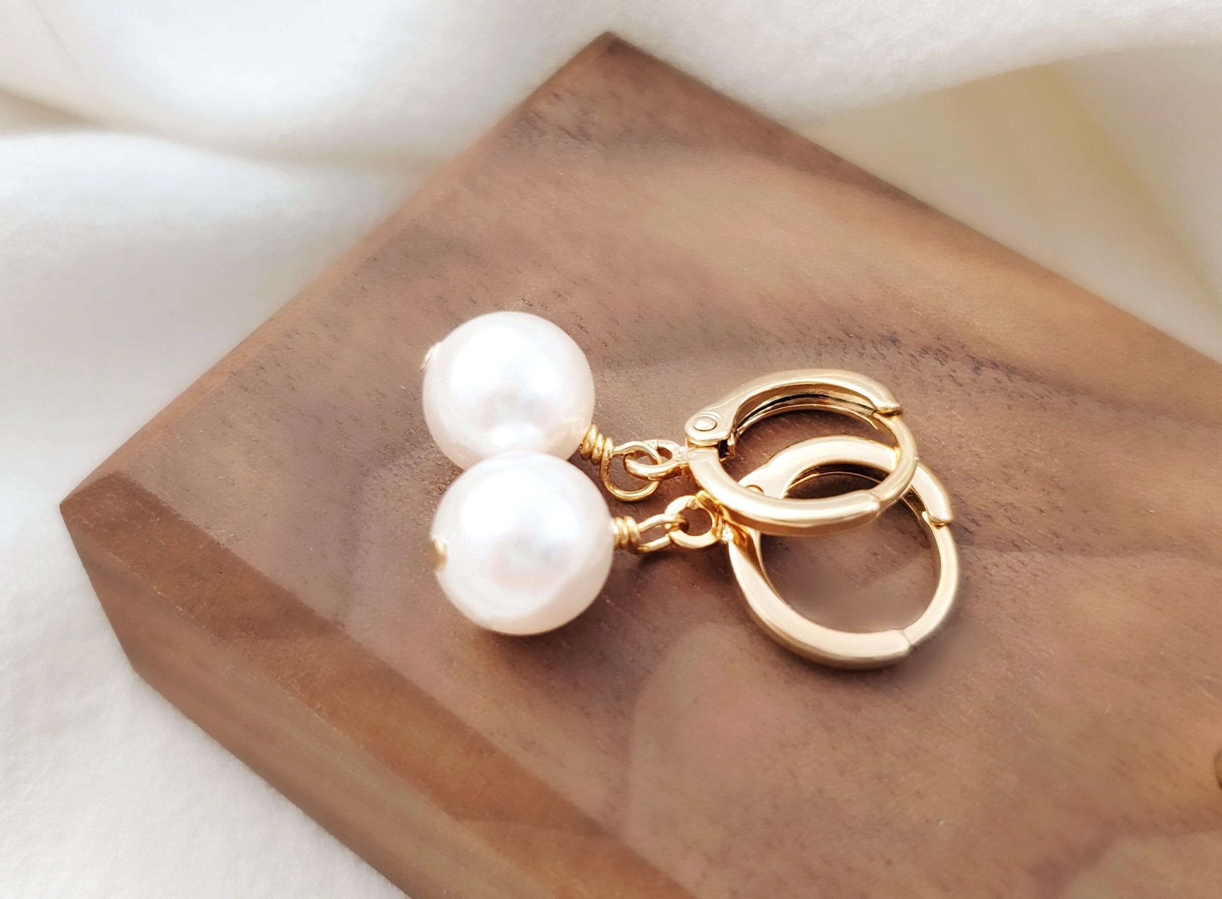Hoop Pearl Earrings, Gold Loop Huggies with Ivory Pearl Drops, Classic 6, 7 or 8mm Round White Pearl Dangles, Small Pearl Bridal Gift E5575