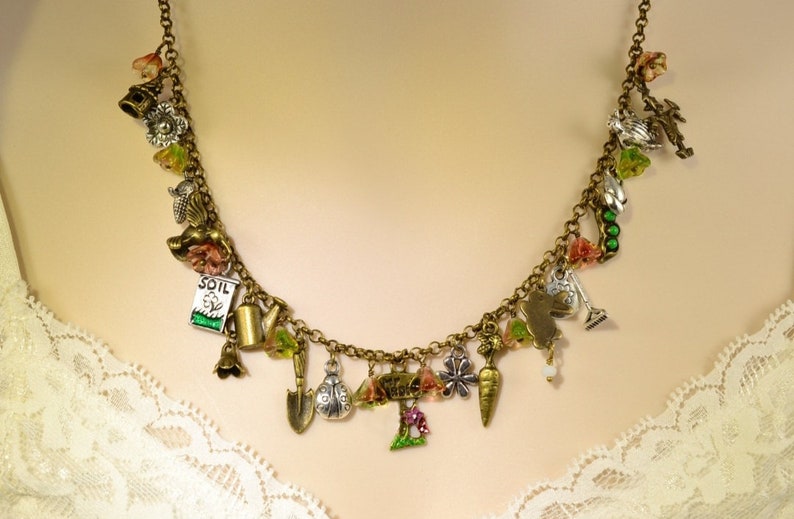 GARDEN JEWELRY GIFTS Gardening Necklace and Matching Earrings, Gardener Gift for Grandma, Green Thumb Gift, Florist Jewelry Set S1038 image 5