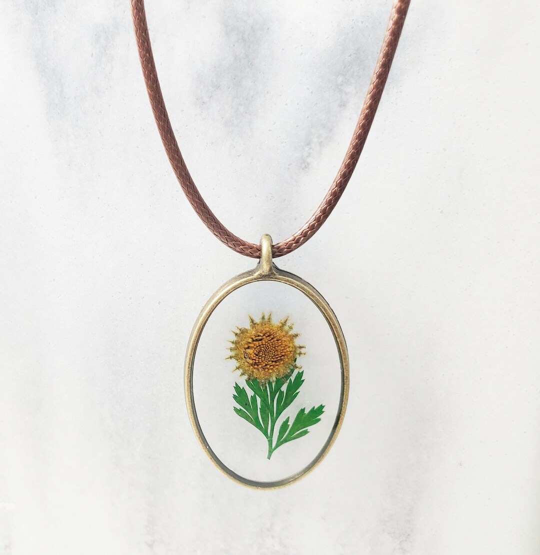 SUNFLOWER NECKLACE, YELLOW Dry Flower Pendant, Pressed Daisy Sunflower