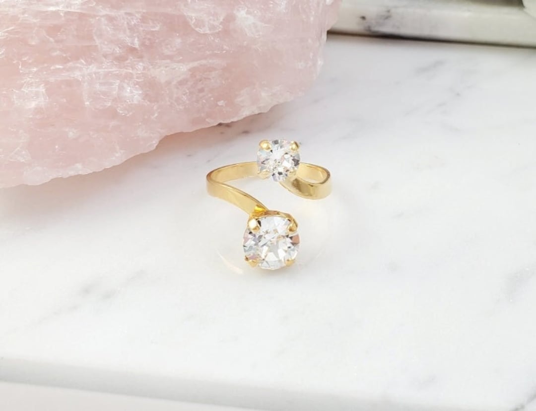 CLEAR DIAMOND RING Gold Round Crystal Spiral Ring, Adjustable Gold Band ...