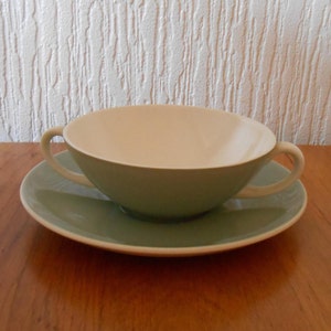 Poole Celadon Streamline Two Tone Twin Handel Soup Bowl On Stand Mark 36. 1951-56 .By John Adams