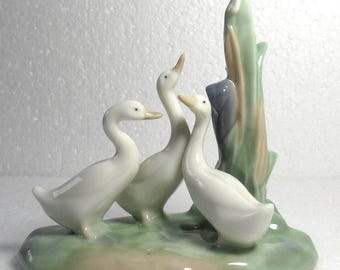 Nao/Lladro Goose group Figurine