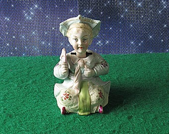 Antique Bisque Porcelain Nodding Head Figurine Chinese Lady with Fan
