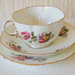 Antique c1900 George Jones Crescent China Tea Cup Trio Floral Pattern