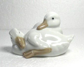 Nao/Lladro Restful Ducks Figurine