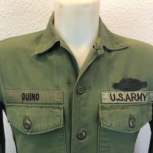 Army Vietnam War 1960s Type III OG-107 Cotton Sateen Utility Uniform Grouping Fatigue Shirt Pants Undershirt Web Belt Great Patches Named GI