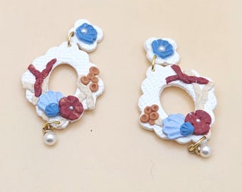 Beach White Earrings with Coral and Pearl Details – Handmade Polymer Clay Jewelry, Lightweight & Hypoallergenic Gift for Her