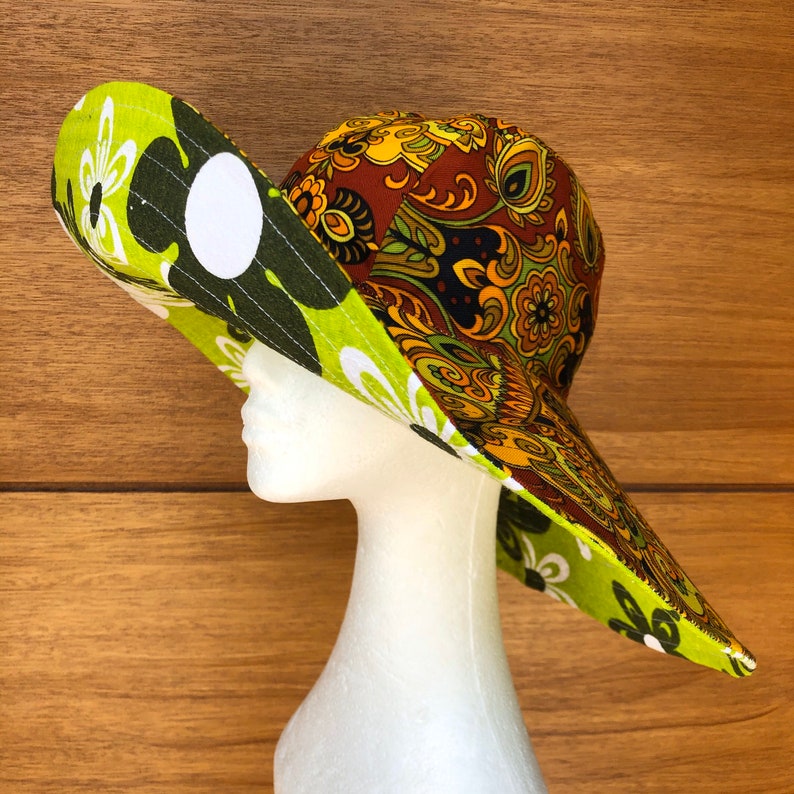Size Small; Handmade Lime Groovy 70/'s Floral Paisley Reversible Ultrawide Brim Sun Hat: Lime 60/'s Flower Power Barkcloth Rust Orange