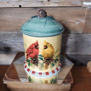 Lenox Seasons Greetings Cookie Jar - krata tartanowa i ptaki