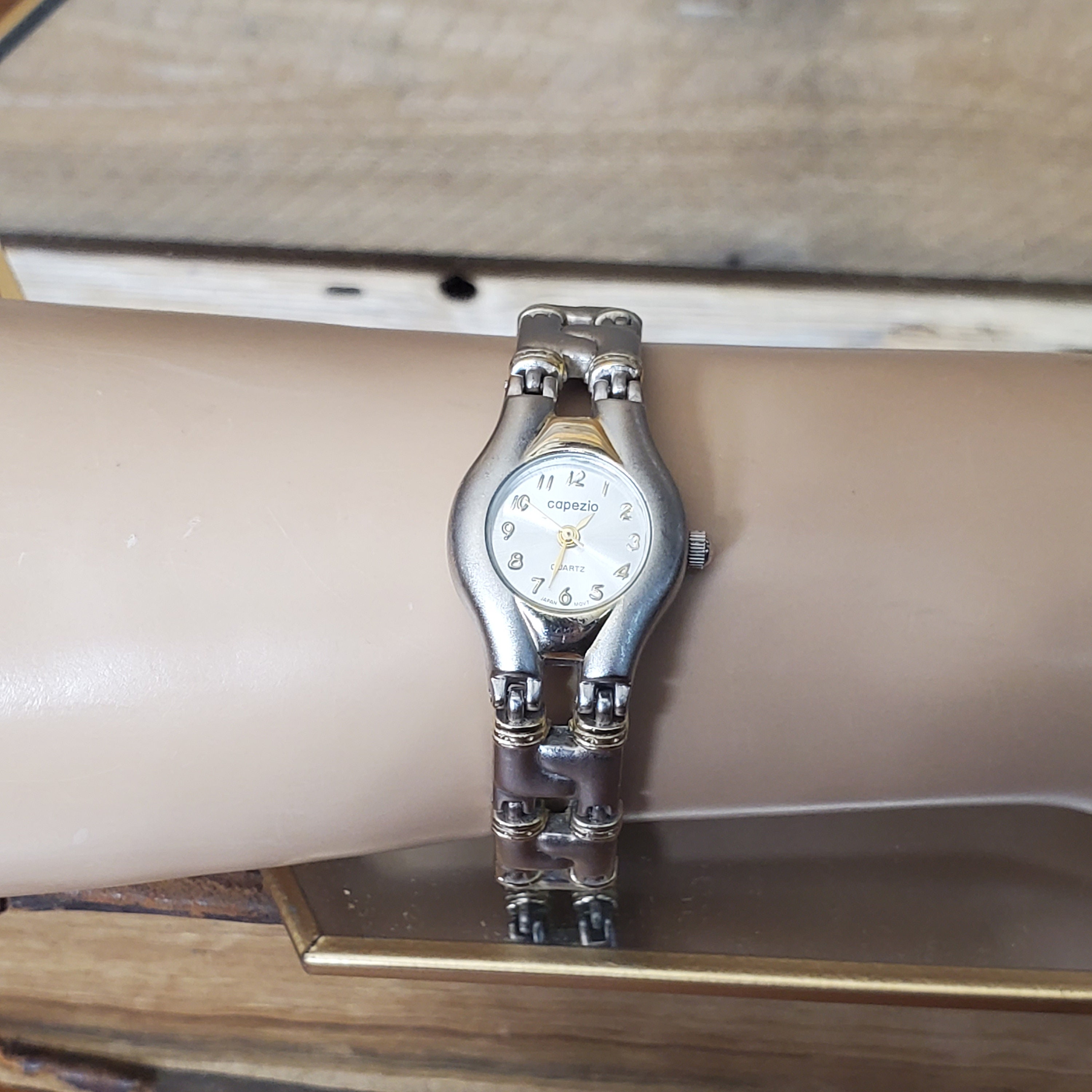 Capezio Ladies Watch-brushed Stainless Steel With Gold  display picture 3