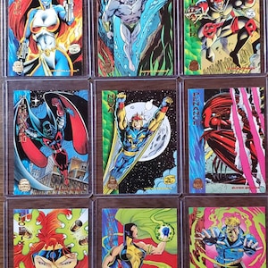 Cartes à collectionner BASE Marvel Universe Series 5 (1994) - Mystique-Namor-Night Thrasher-Nightwatch-Nova-Penance-Phoenix-Polaris-Psi-Lord