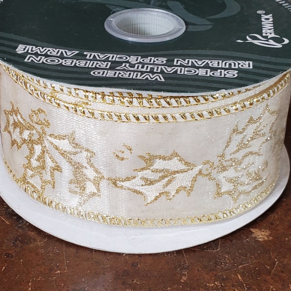 Berwick Wired Specialty Ribbon - Ivory & Gold Holly Leaf - 10 Yards