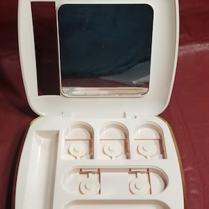 Vintage Mary Kay - Compact - Neu in Box.