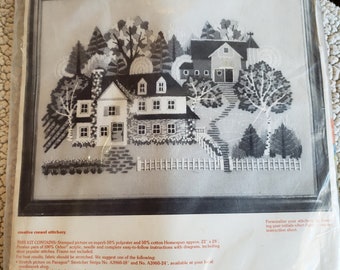 Paragon Stitchery "Farm Scene" Embroidery / Crewel Kit