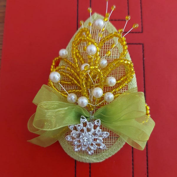 Lime green and yellow fascinator