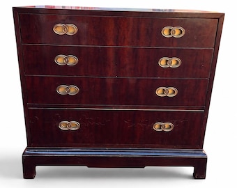Vintage Henredon Bachelor chest