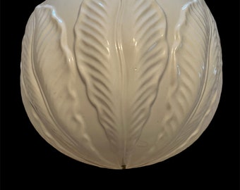 Beautiful vintage Haeger ceramic sconce