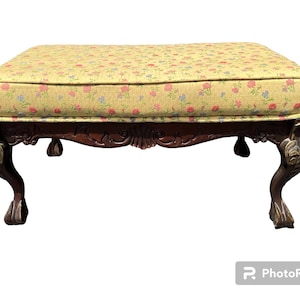 Beautiful traditional bench with paw feet and chinoiserie fabric image 3