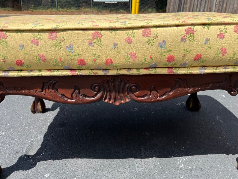 Beautiful traditional bench with paw feet and chinoiserie fabric image 6