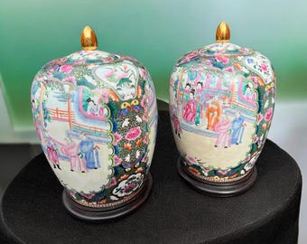 Vintage Chinoiserie Ginger Jars with Gilded Finials – Asian Scene Decor
