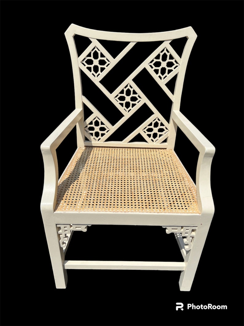 Stunning vintage chippendale arm chair with beautiful fretwork Bild 8