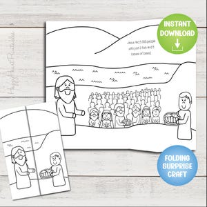Die 5.000 Klappen Überraschungsbibel füttern die 5.000