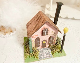 Dollhouse Miniature, Putz House No.36, One of a Kind, Handmade for Shadow Box