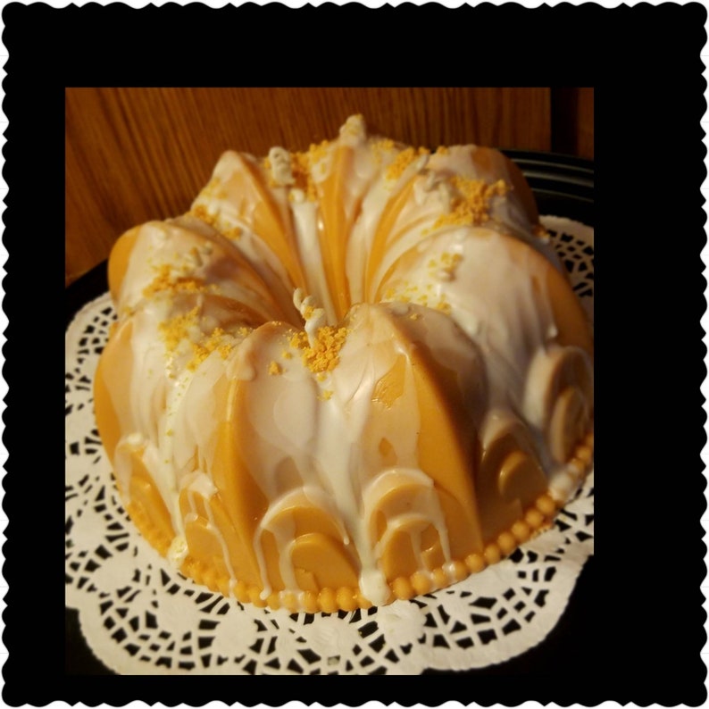 Vanilla Bundt Cake Candle Etsy