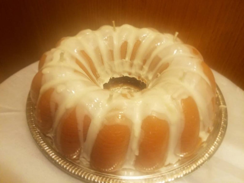 Vanilla Bundt candle