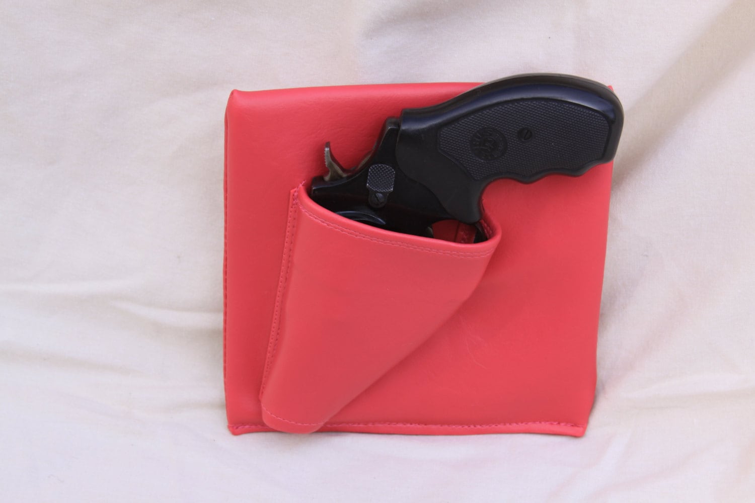 Purse Designed For A Concealed Pistol Paul Smith