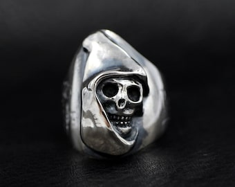 Hoodie Reaper Skull Ring / Made to Order