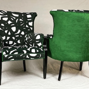 Can replicate free shipping- pair of vintage wing arm chairs in black and white and green