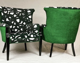 Can replicate free shipping- pair of vintage wing arm chairs in black and white and green