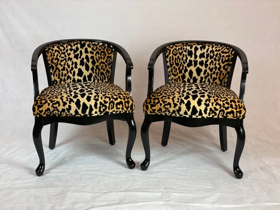 Printed barrel chair discount