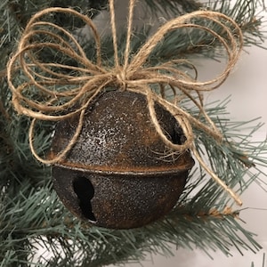 Set of 3 Large metal Hand-painted Rusted Christmas Bells. Farmhouse rusted bells, Vintage rustic ornaments.  Cottage, Shabby Chic,