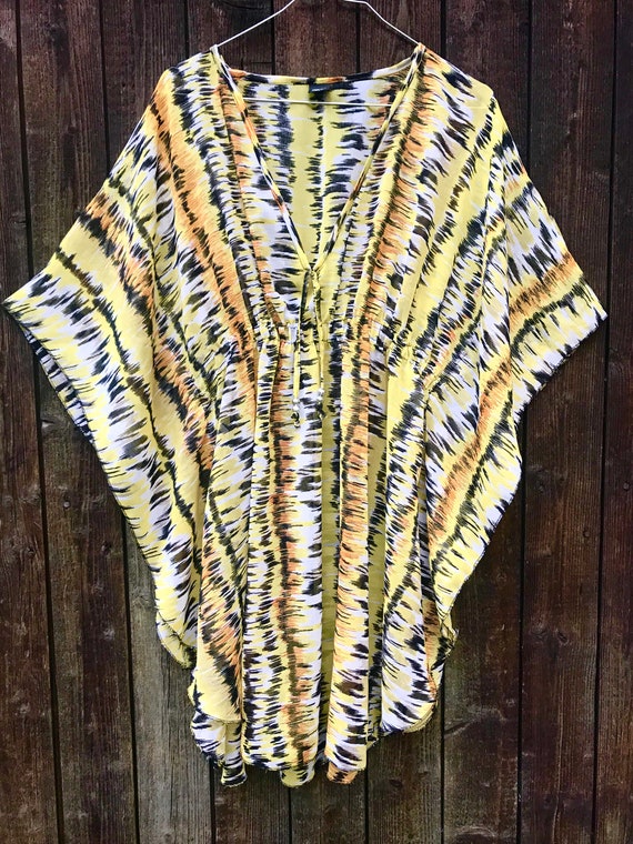 Colorful psychedelic chiffon kaftan tunic